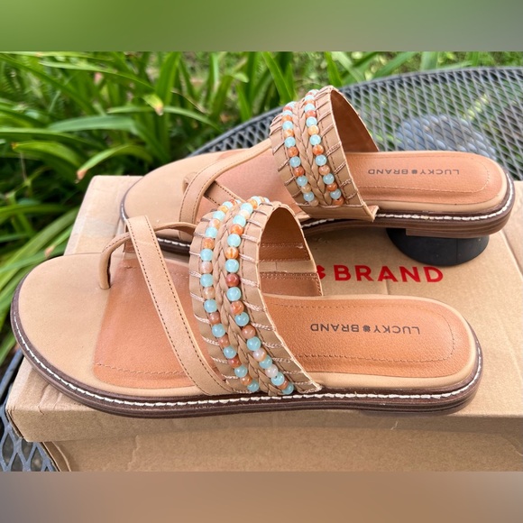Lucky Brand KAYKEY Santa Fe Beaded Toe Ring Criss Cross Sandstorm Sandals 7 New - Picture 4 of 7